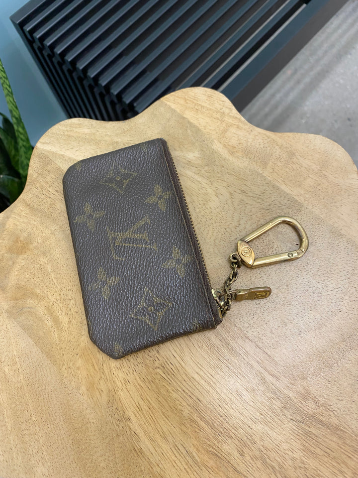 Louis Vuitton Monogram Key Cles (5735)