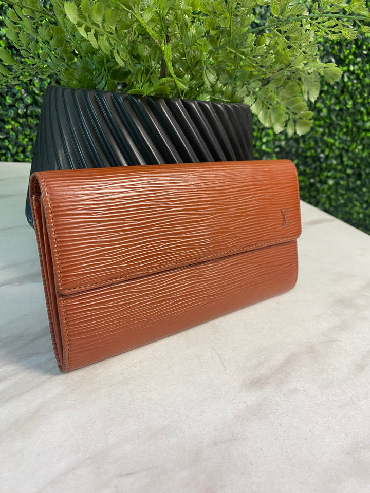 Louis Vuitton Brown Epi Long Wallet (0554)