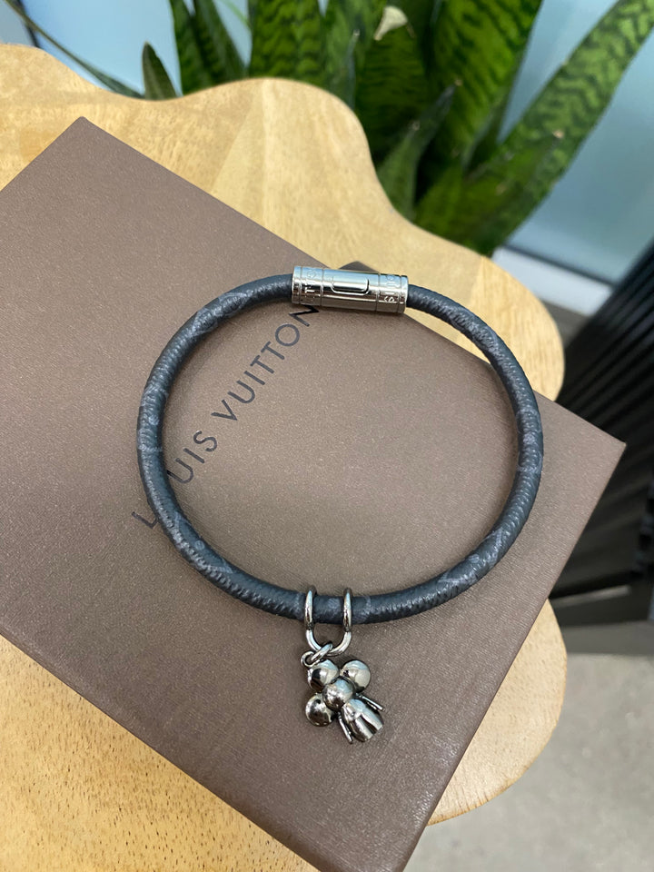 Louis Vuitton Eclipse Vivienne Bracelet (6108)
