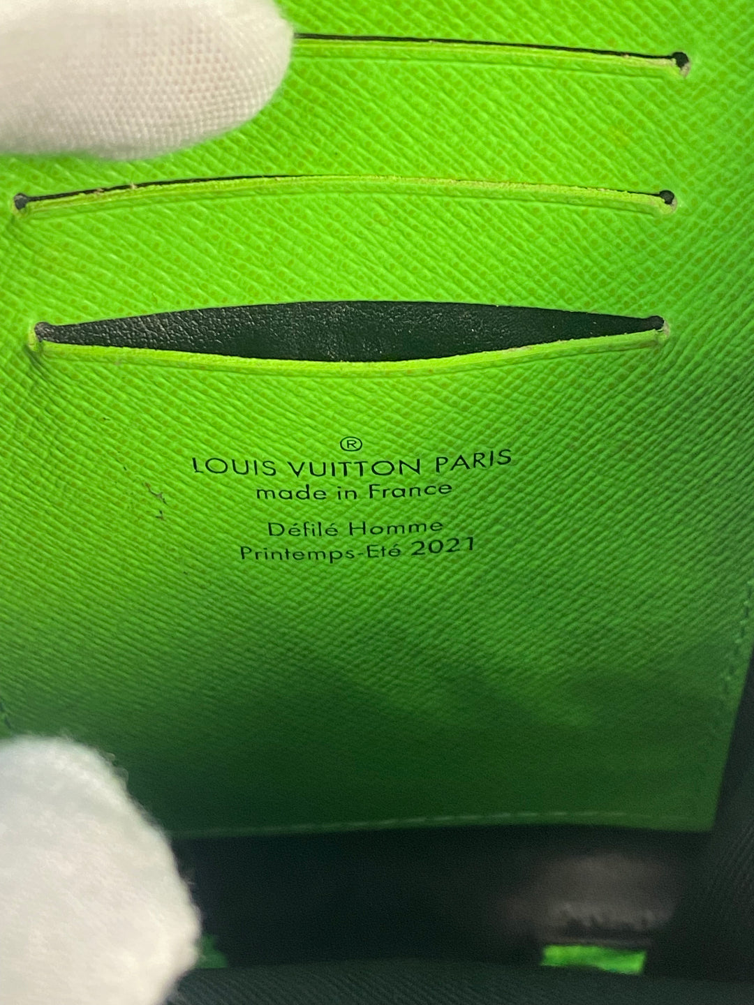 Louis Vuitton Monogram LV Friends Soft Trunk Phone Box Bag (1091)