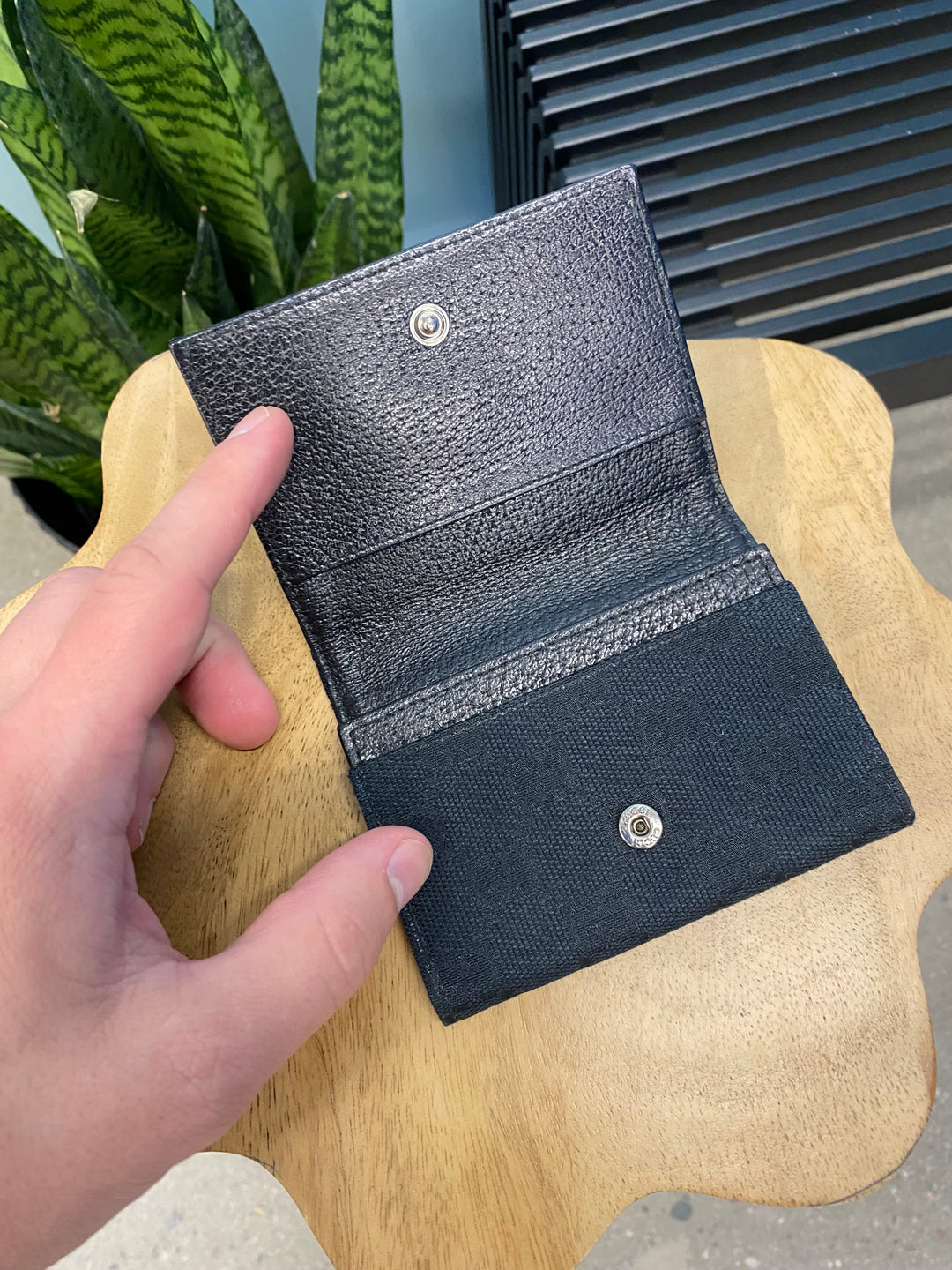 Gucci Black GG Canvas Card Case (8348)