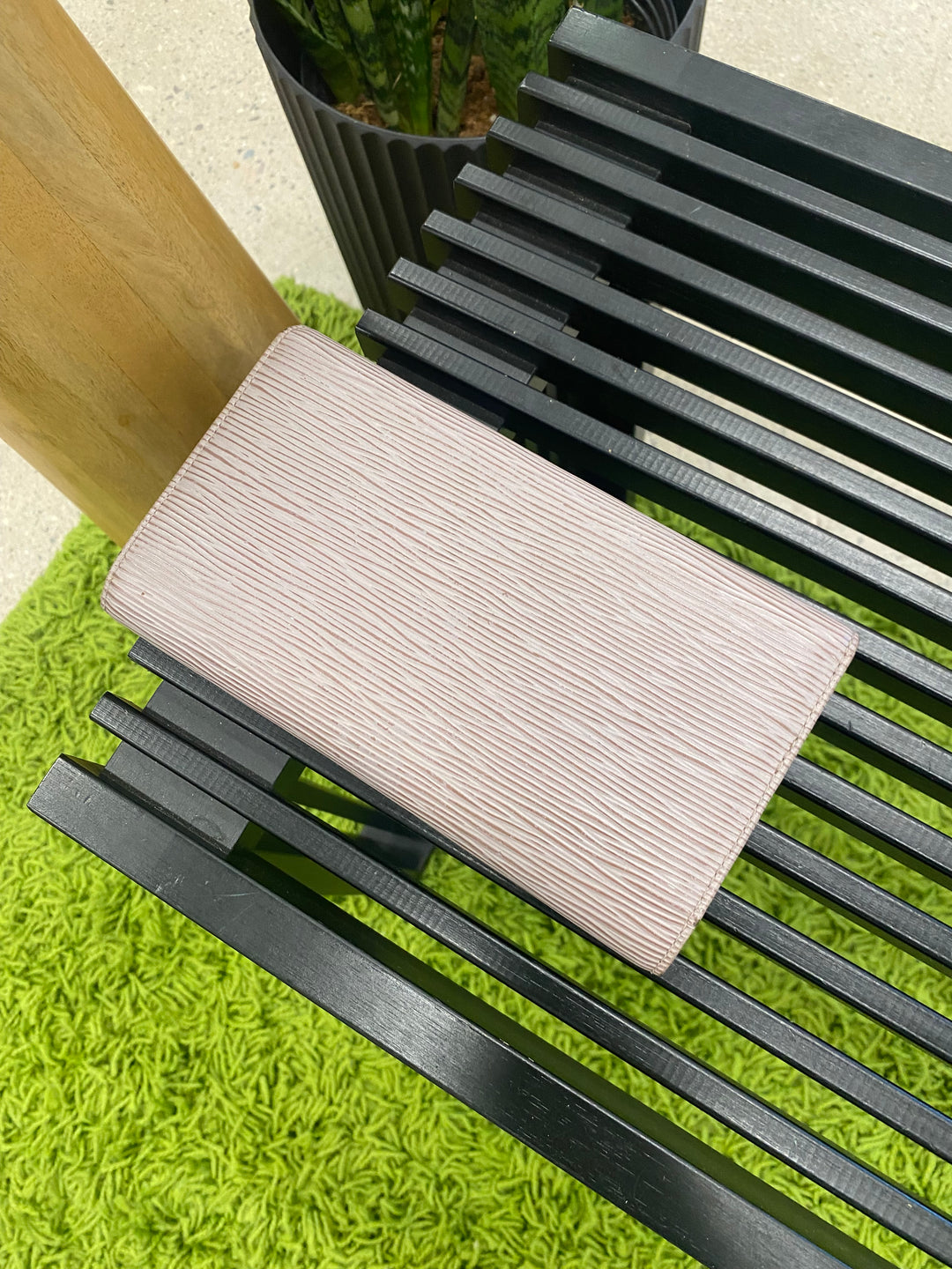 Louis Vuitton Lilac Epi Sarah Long Wallet (4370)