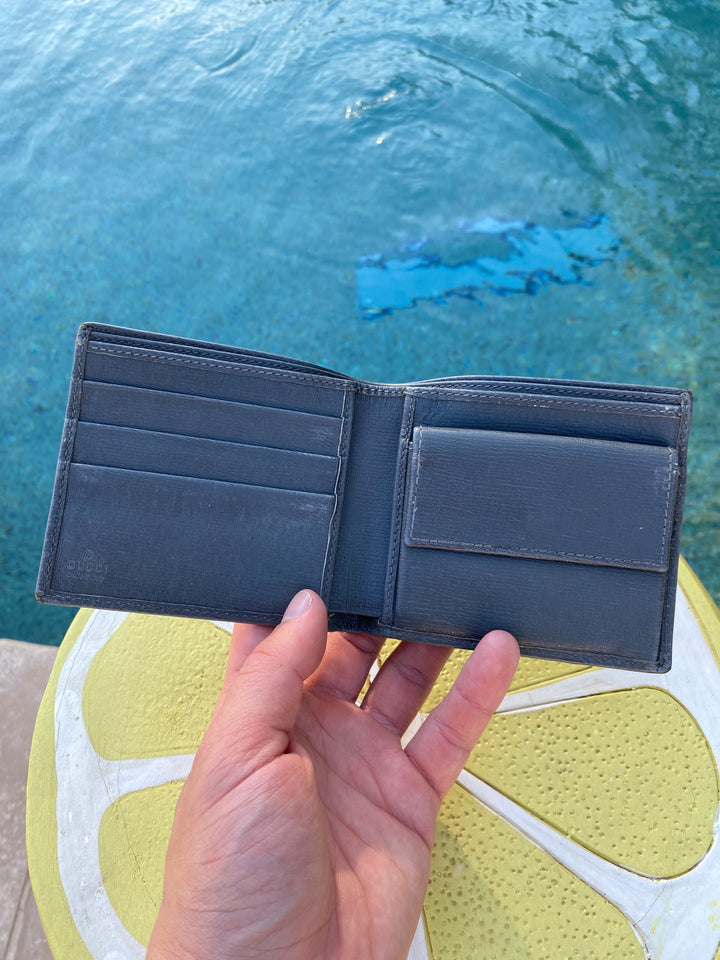 Gucci Grey Leather Billfold Wallet (3697)