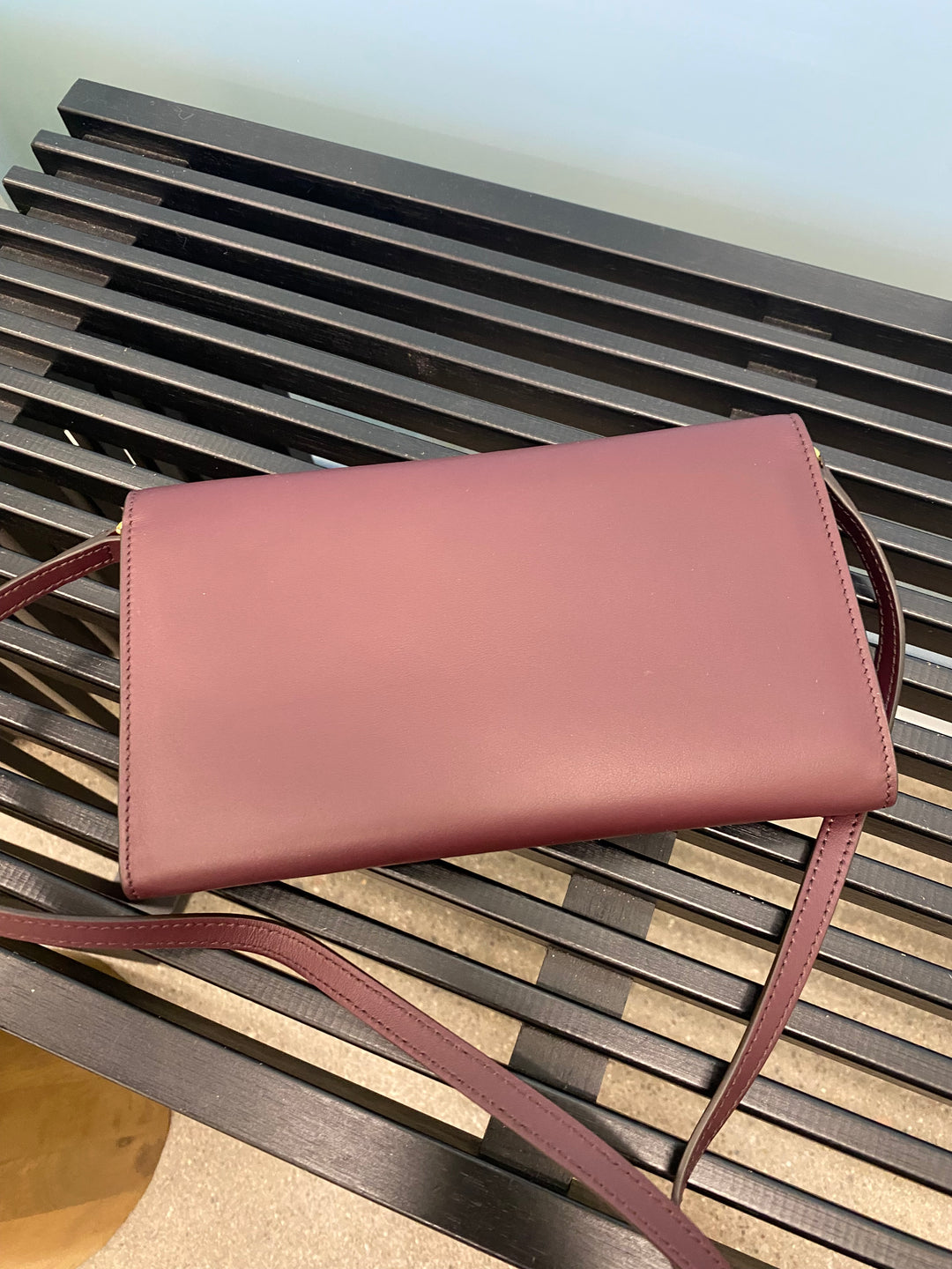 Burberry Leather Hazelmere Wallet on Chain (1010)
