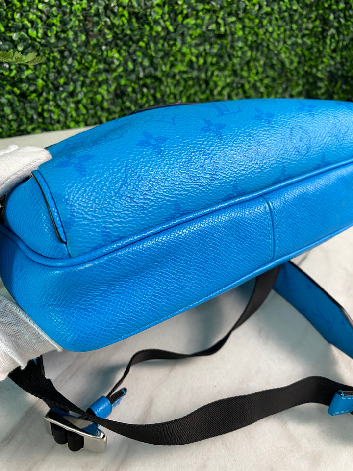 Louis Vuitton Blue Taigarama Outdoor Messenger Bag (2880)