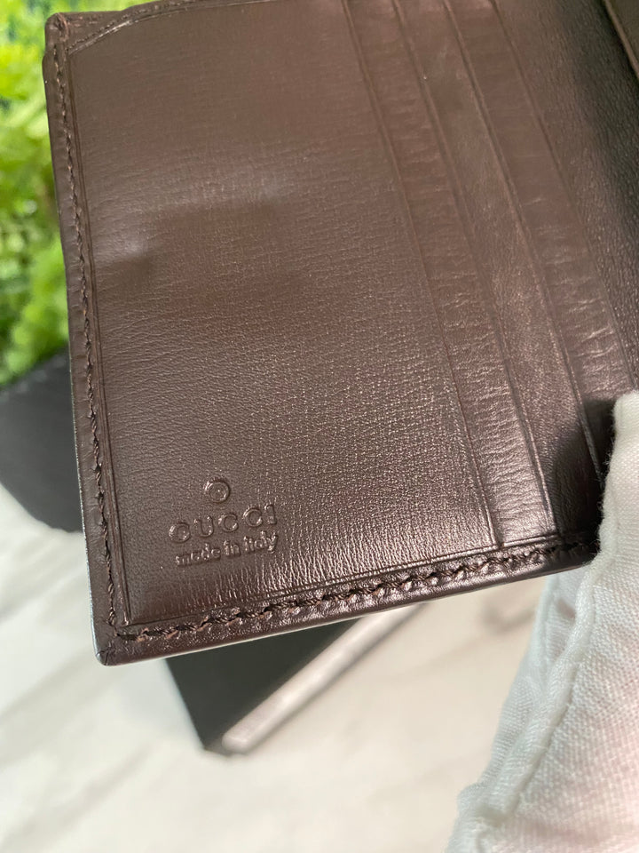 Gucci Brown Leather Compact Wallet (556)