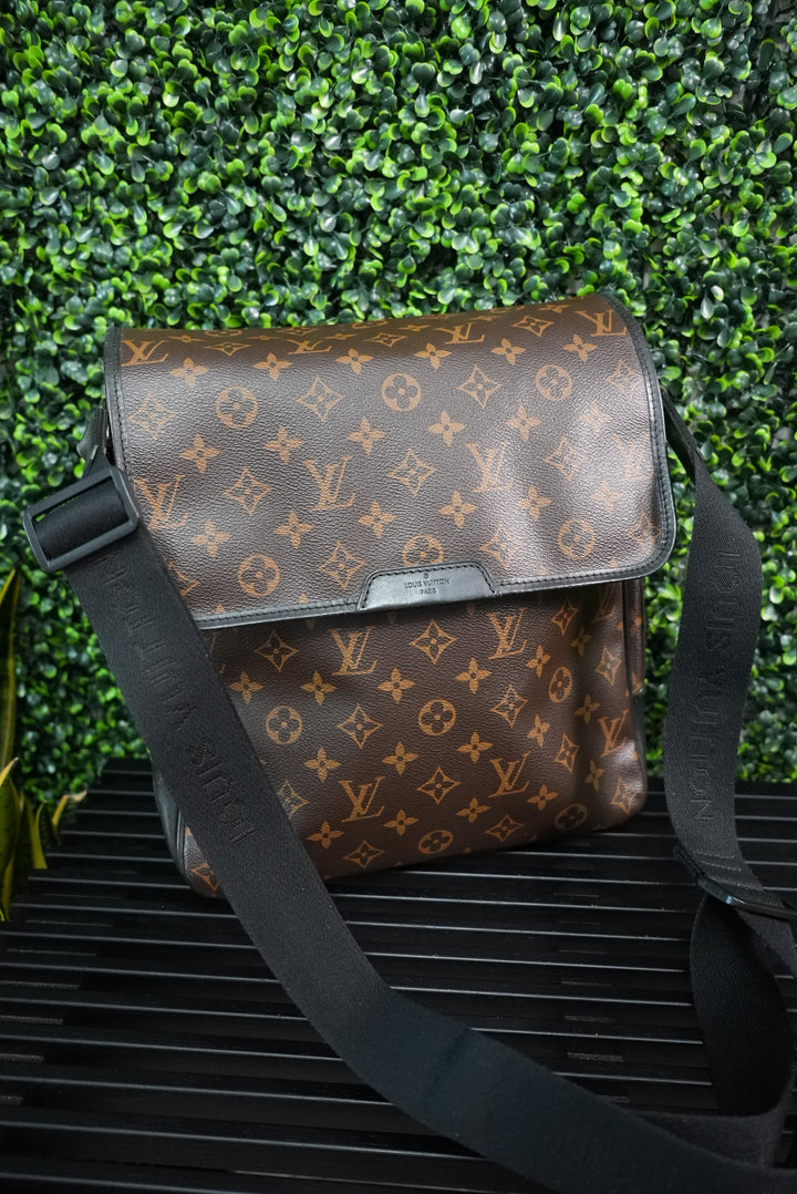 Louis Vuitton Macassar bus shoulder bag