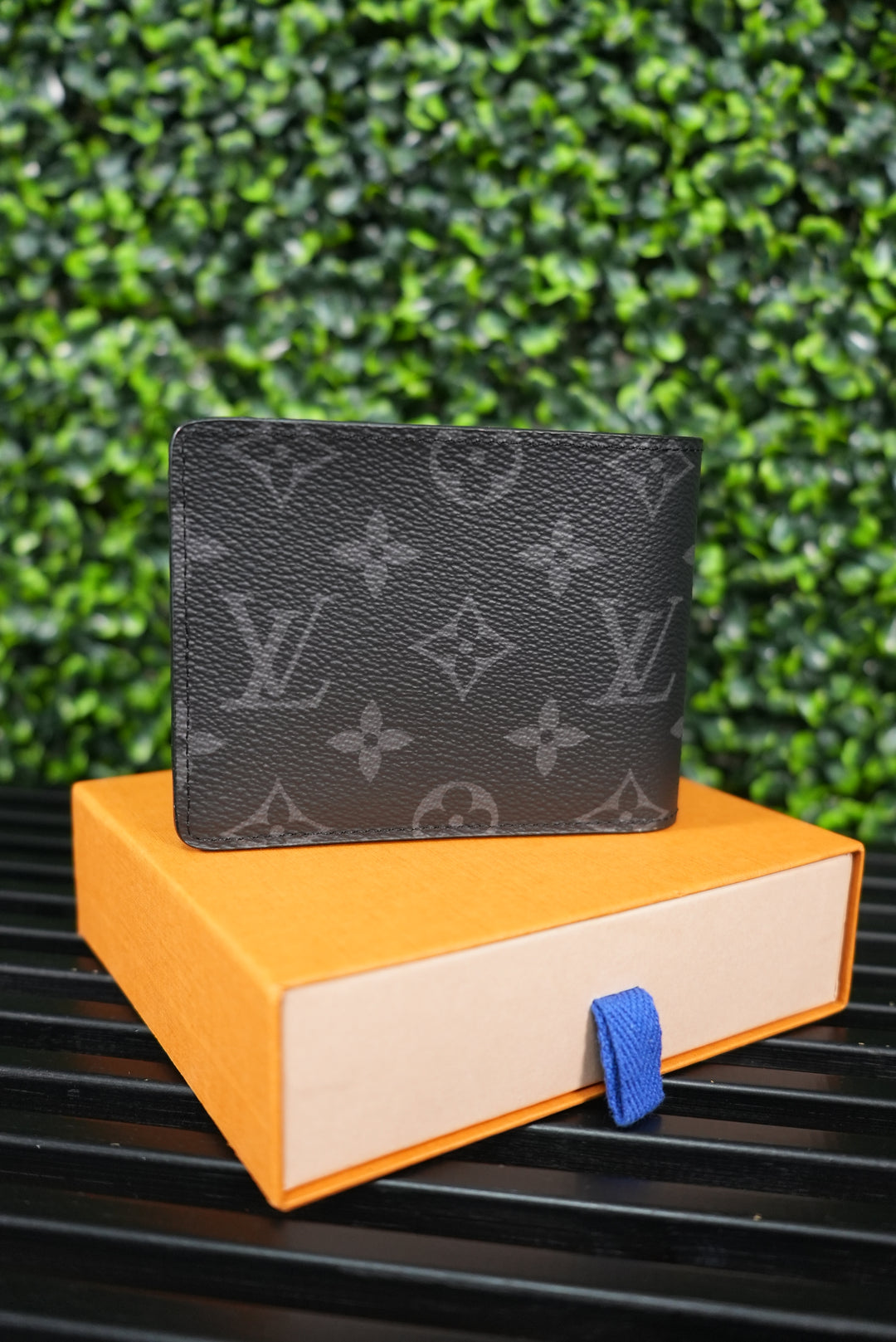 Louis Vuitton Eclipse billfold