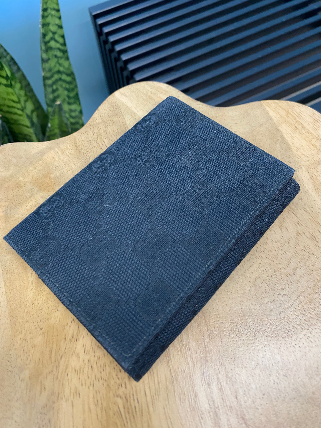Gucci Black GG Canvas Card Case (8348)