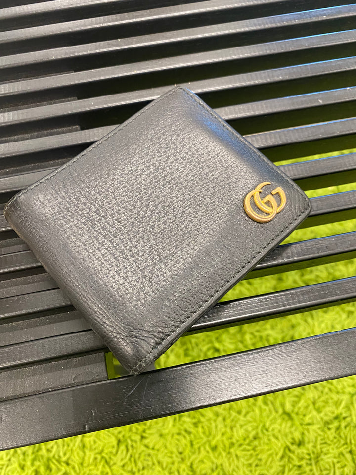 Gucci Black Pebbled Leather Marmont Billfold Wallet (5094)