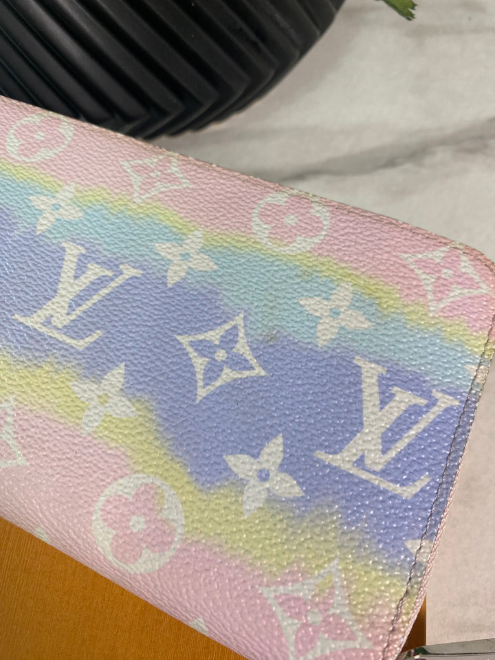 Louis Vuitton Monogram Escale Pastel Zippy Wallet (4067)