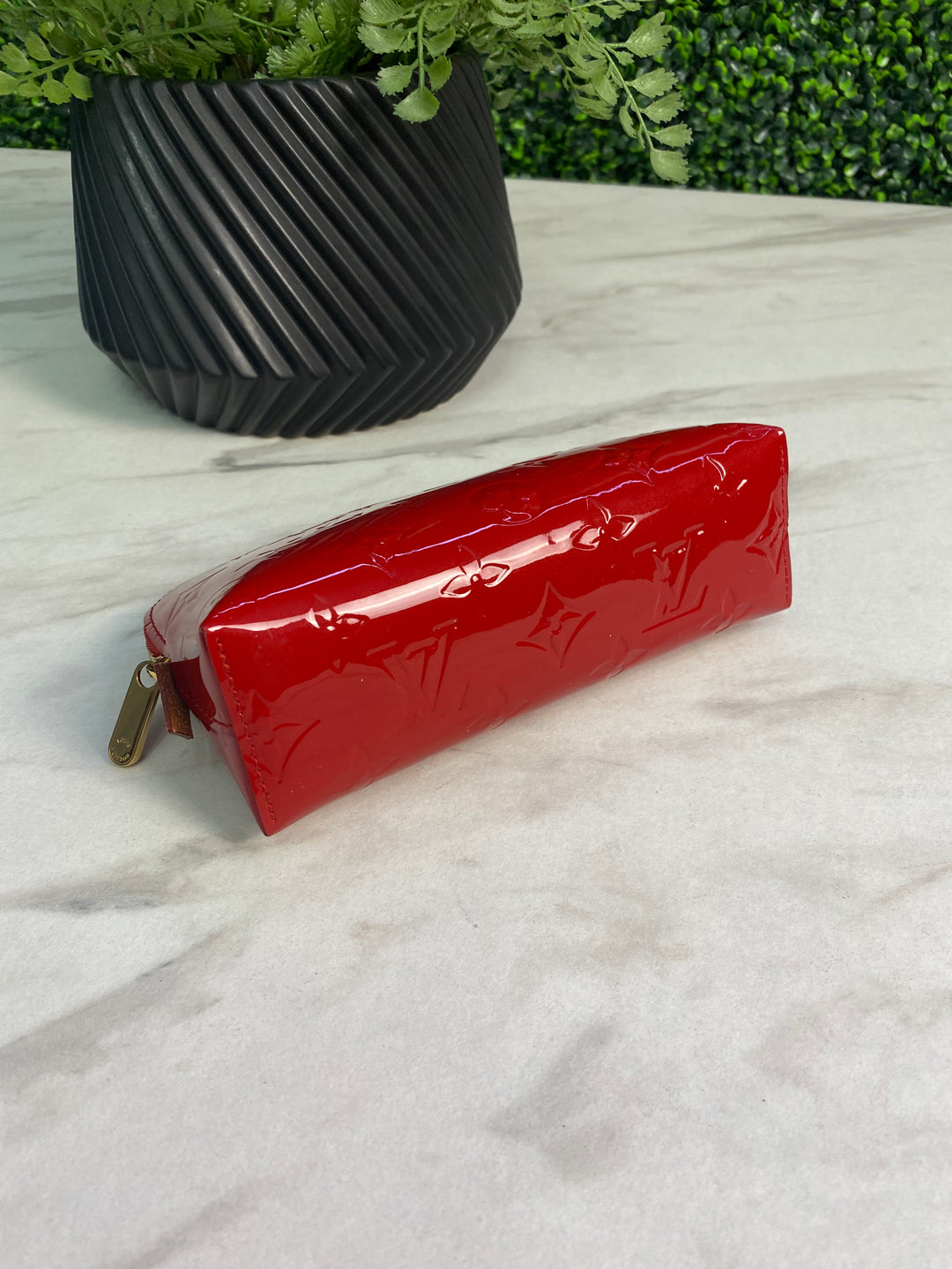 Louis Vuitton Red Vernis Cosmetic Pouch (1457)