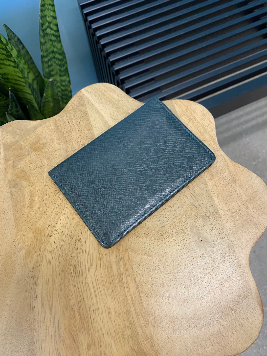 Louis Vuitton Green Taiga Leather Pocket Organizer (6820)