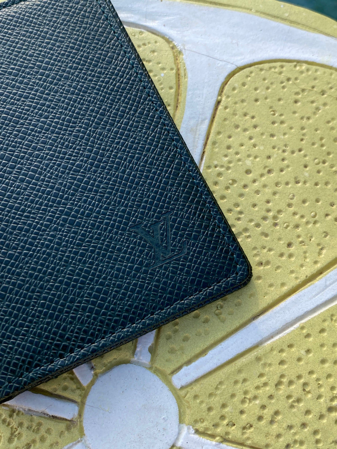 Louis Vuitton Taiga Leather Pocket Organizer (0069)