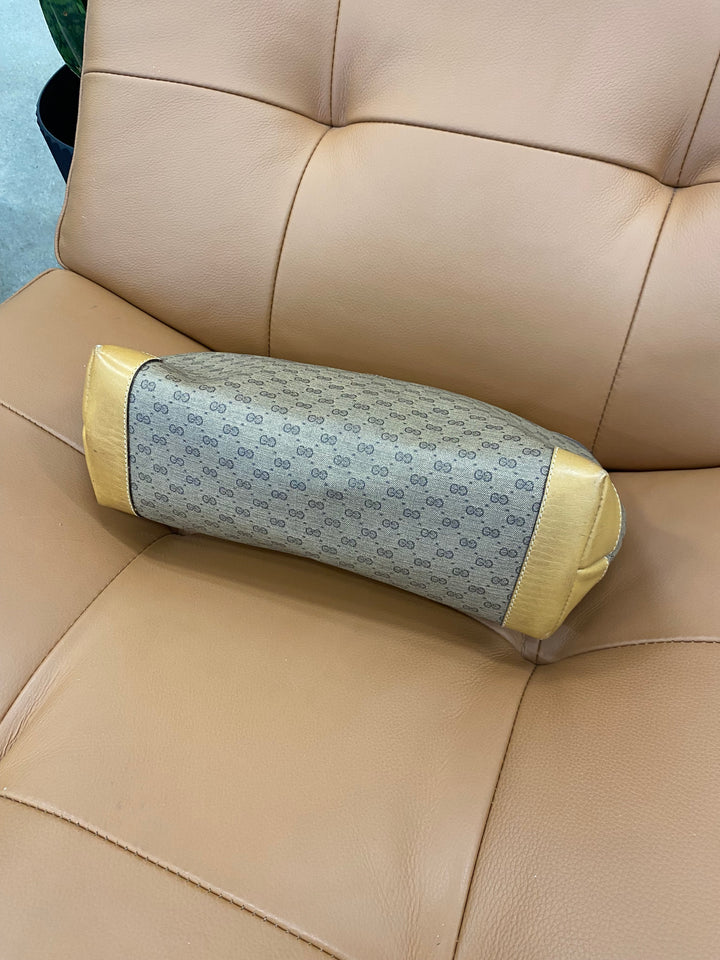 Gucci Micro GG Toiletry Pouch/Clutch (3290)
