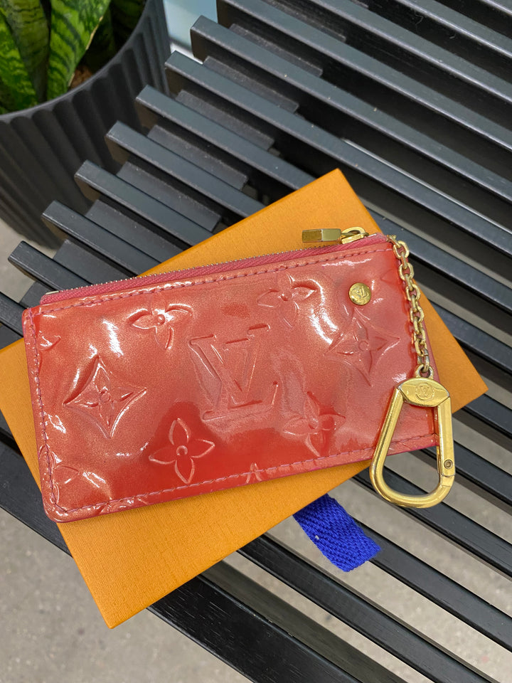 Louis Vuitton Pink Vernis Key Cles (3235)