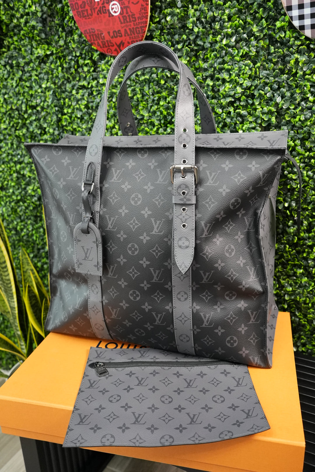 Louis Vuitton Eclipse Reverse Kaba Zip GM