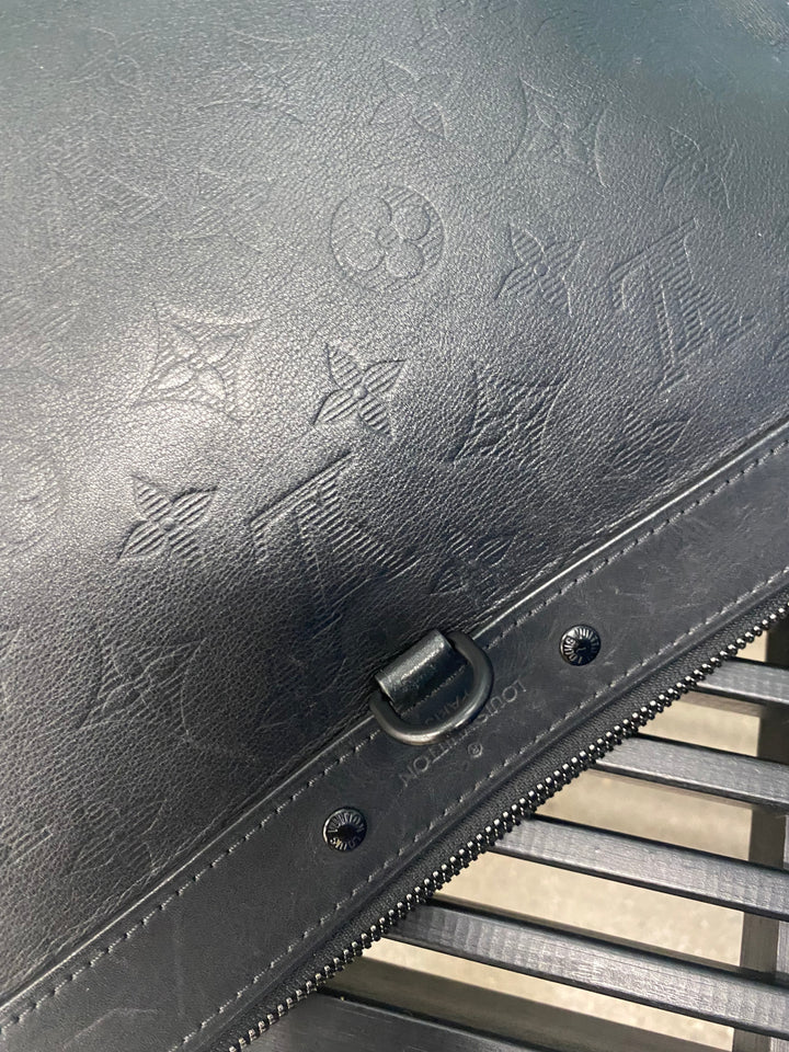 Louis Vuitton Shadow Monogram Discovery Pochette (8024)