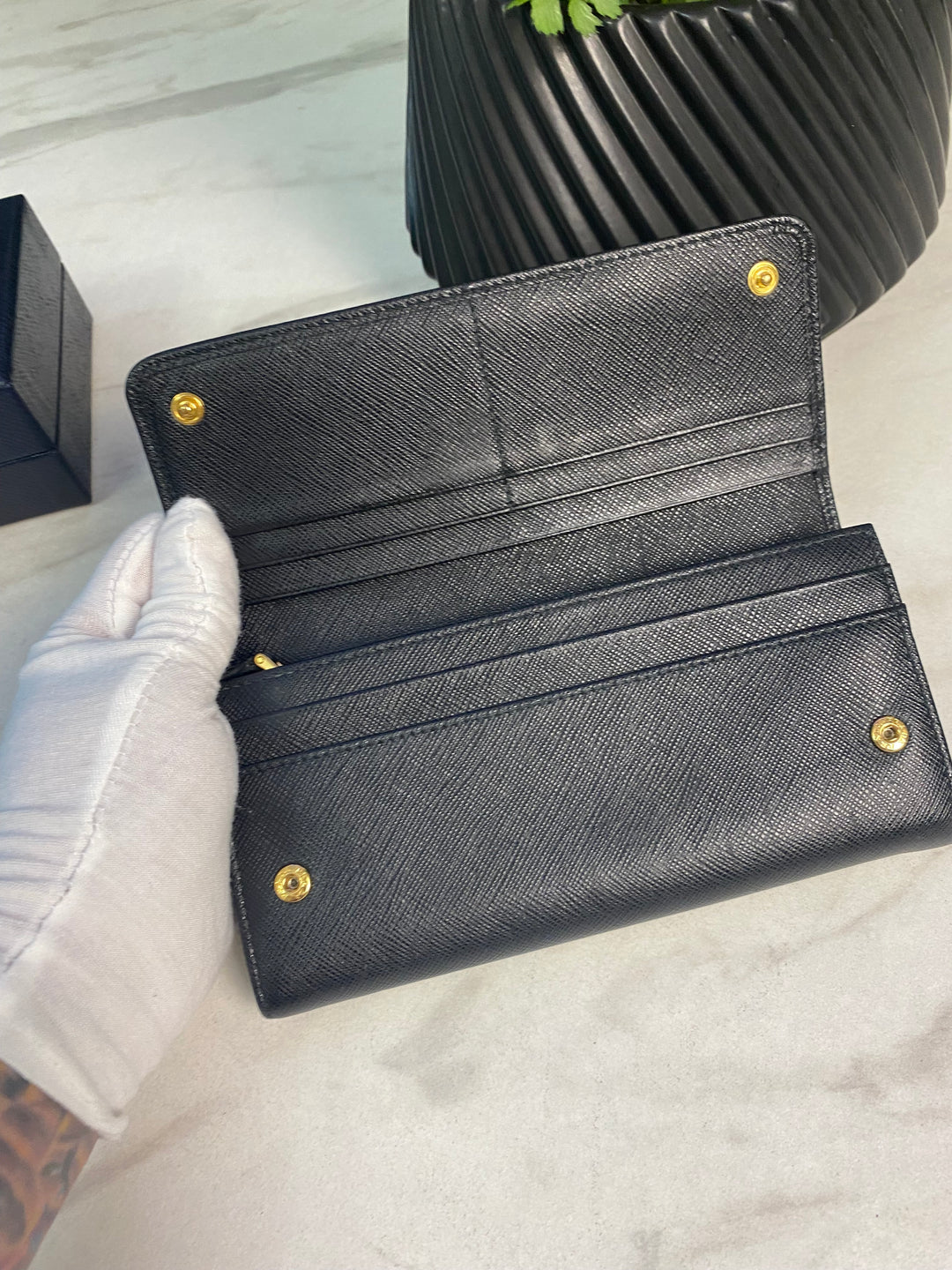 Prada Black Saffiano Bow Long Wallet (9585)