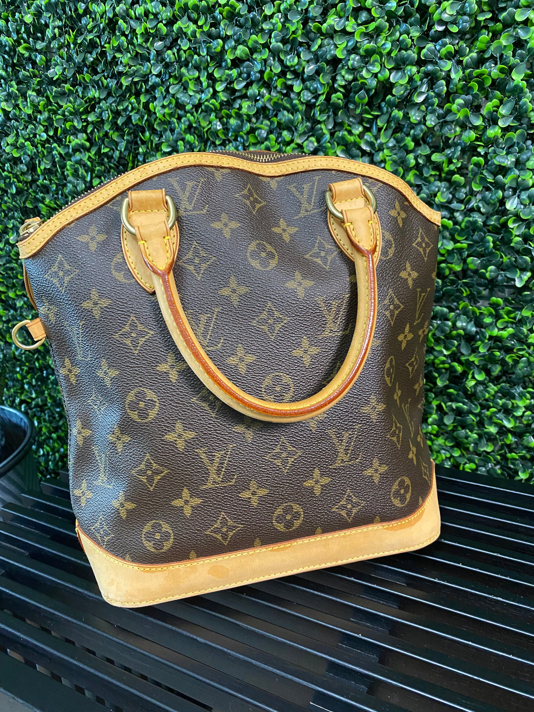 Louis Vuitton Monogram Lock It Bag