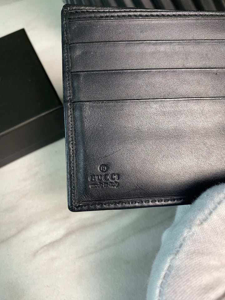 Gucci Black GG Canvas Billfold Wallet (4910)