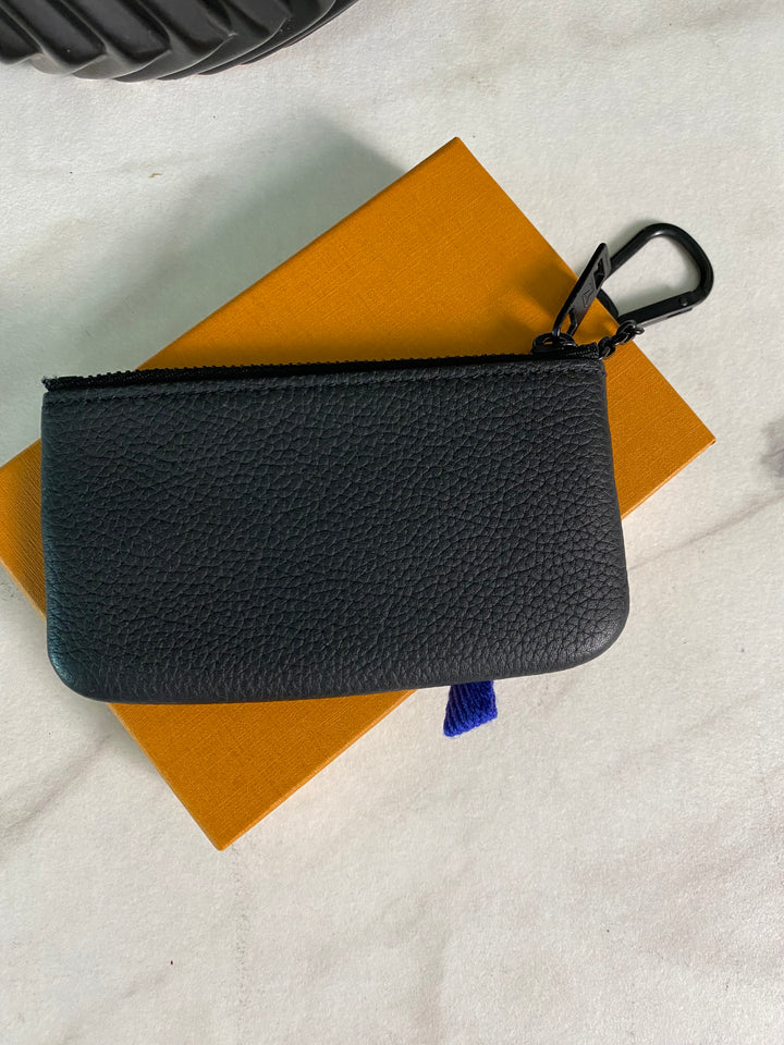 Louis Vuitton Black Aerogram Key Pouch (7435)