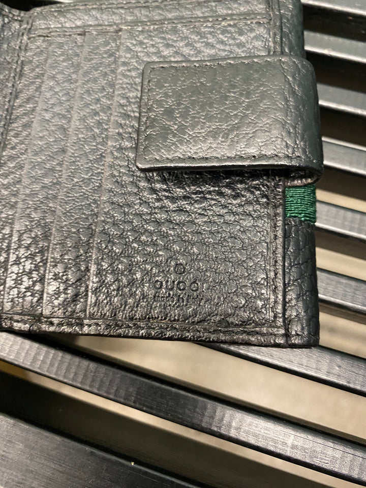 Gucci Black Leather Sherry Line Interlocking GG Compact Wallet (8380)