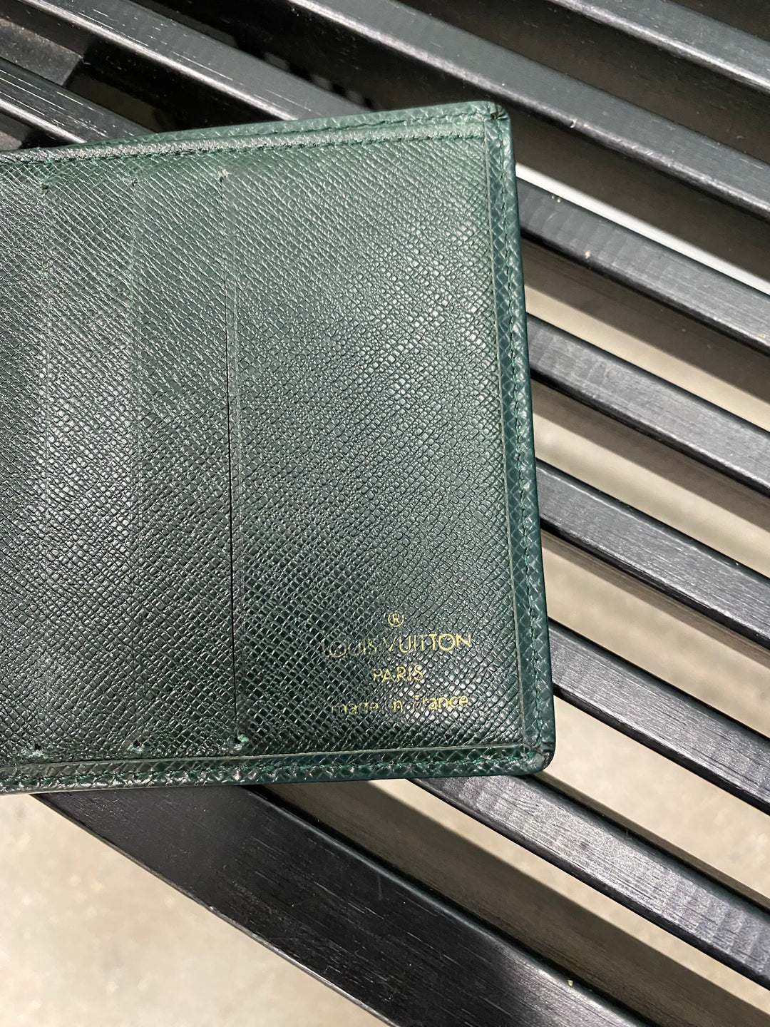 Louis Vuitton Green Taiga Leather Billfold Wallet (8623)
