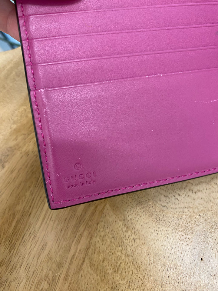 Gucci GG Supreme and Red Leather Compact Wallet (9954)