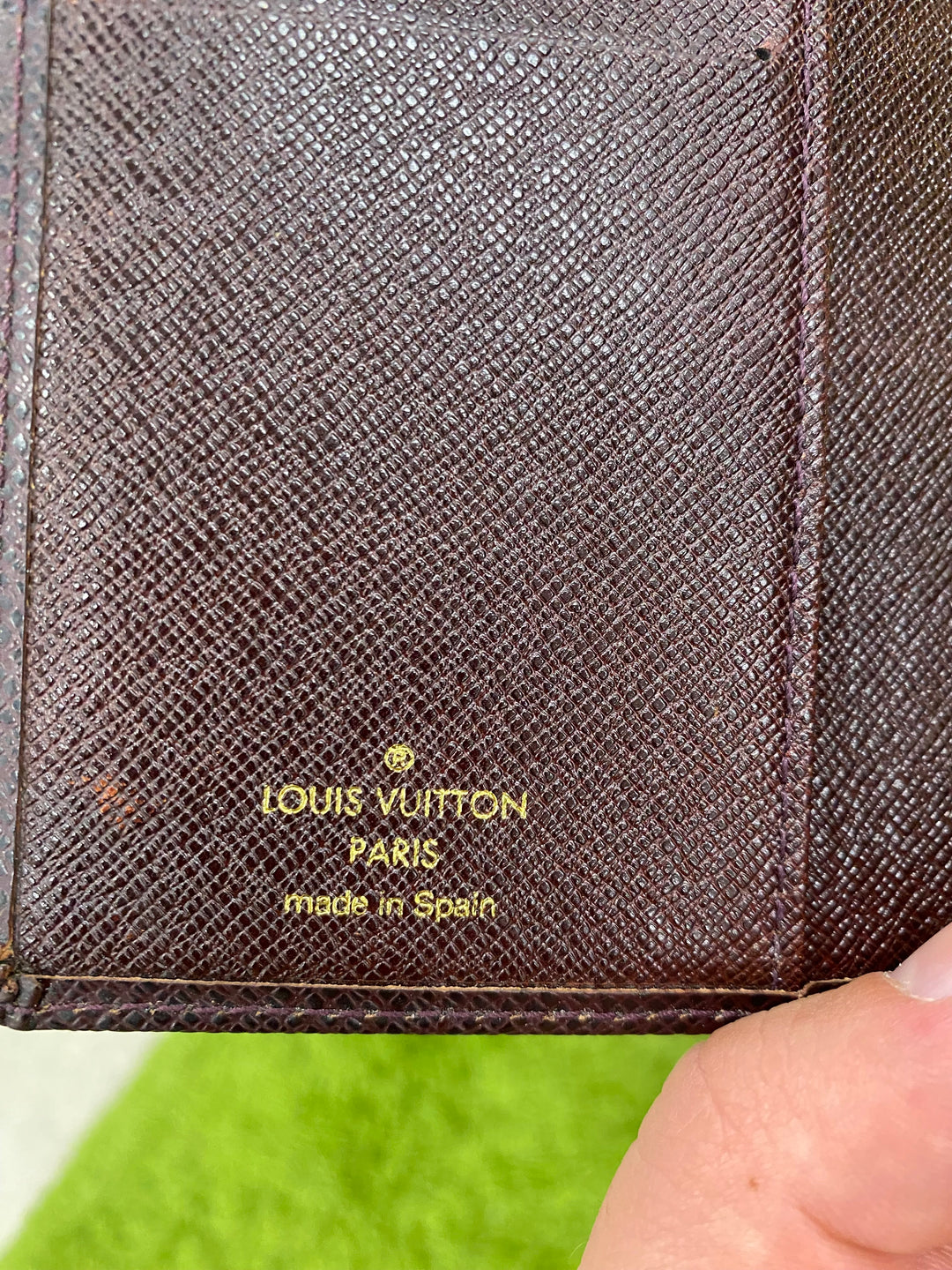 Louis Vuitton Burgundy Taiga Leather Agenda PM (9506)