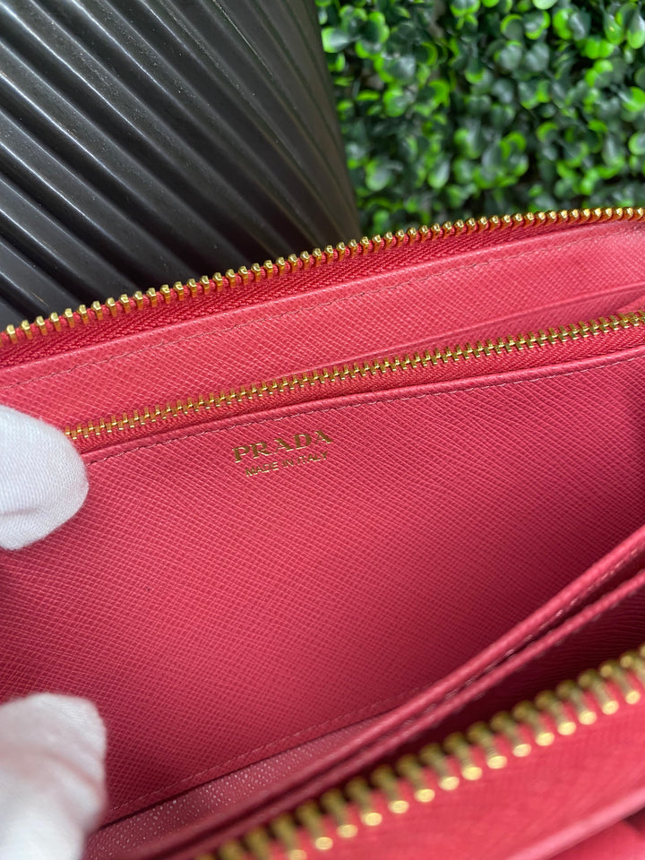 Prada Pink Saffiano Bow Zippy Wallet (4076)