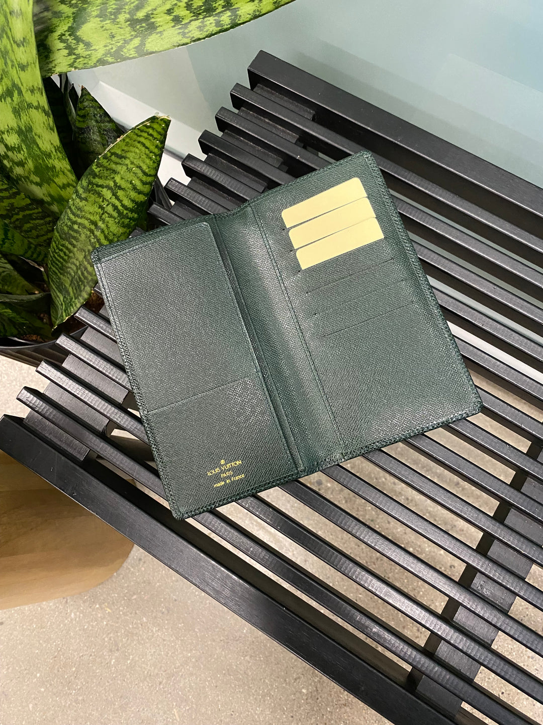 Louis Vuitton Green Taiga Leather Long Bifold Wallet (2495)