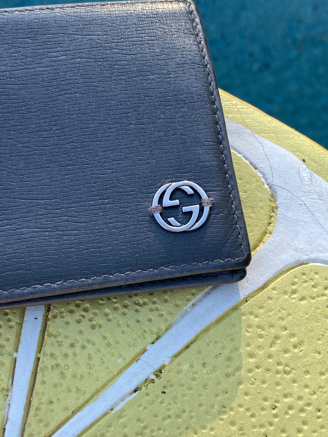 Gucci Grey Leather Billfold Wallet (3697)