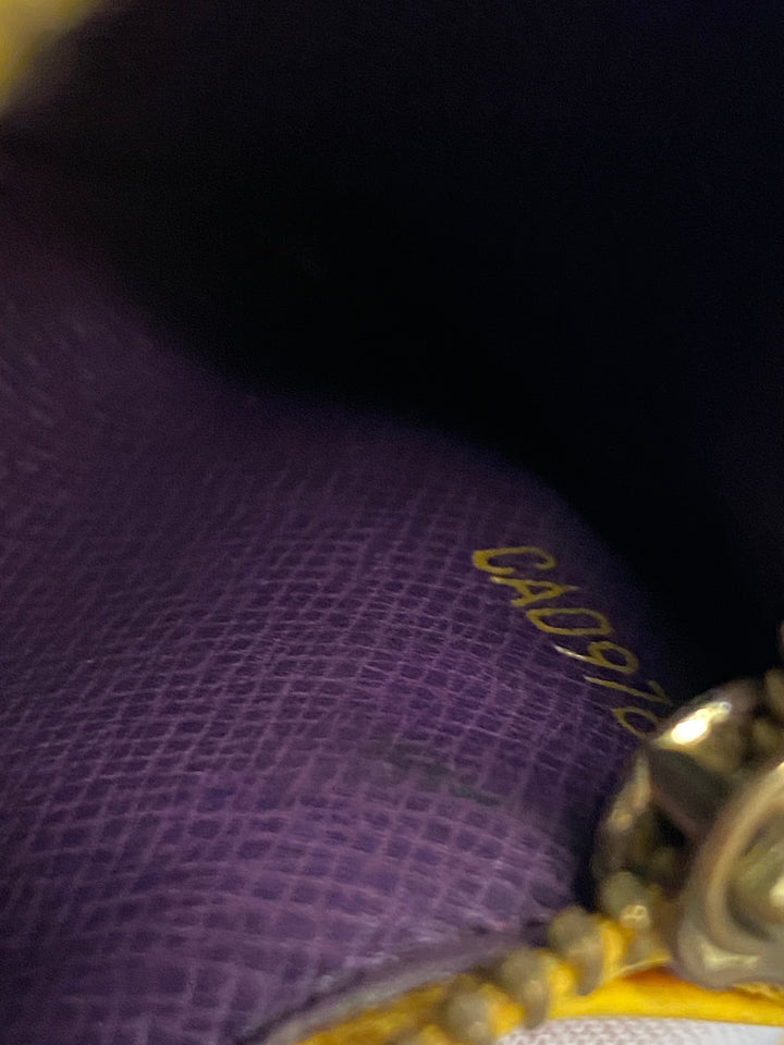Louis Vuitton Yellow Epi Key Cles (2267)