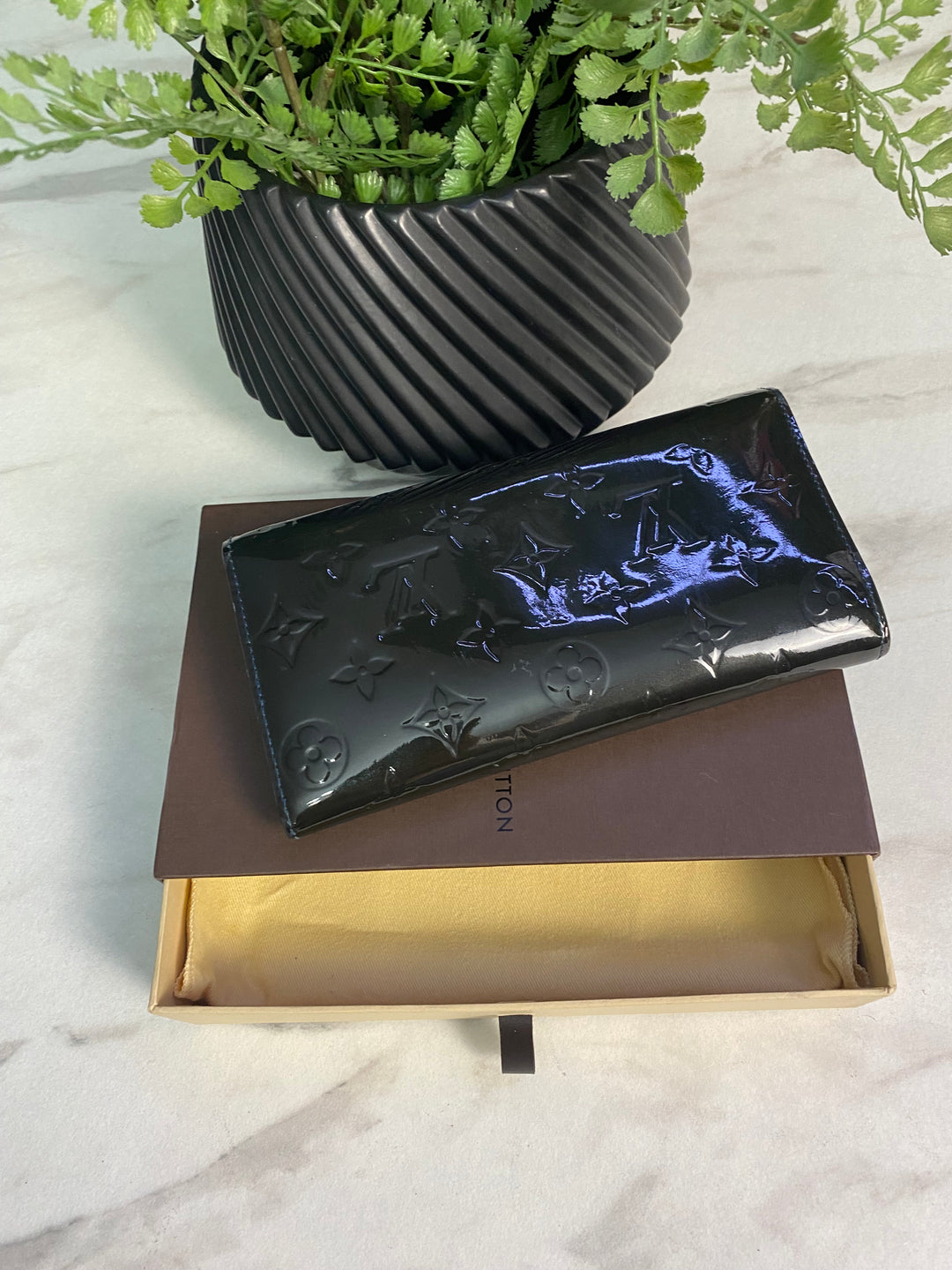 Louis Vuitton Vernis Long Wallet (5776)