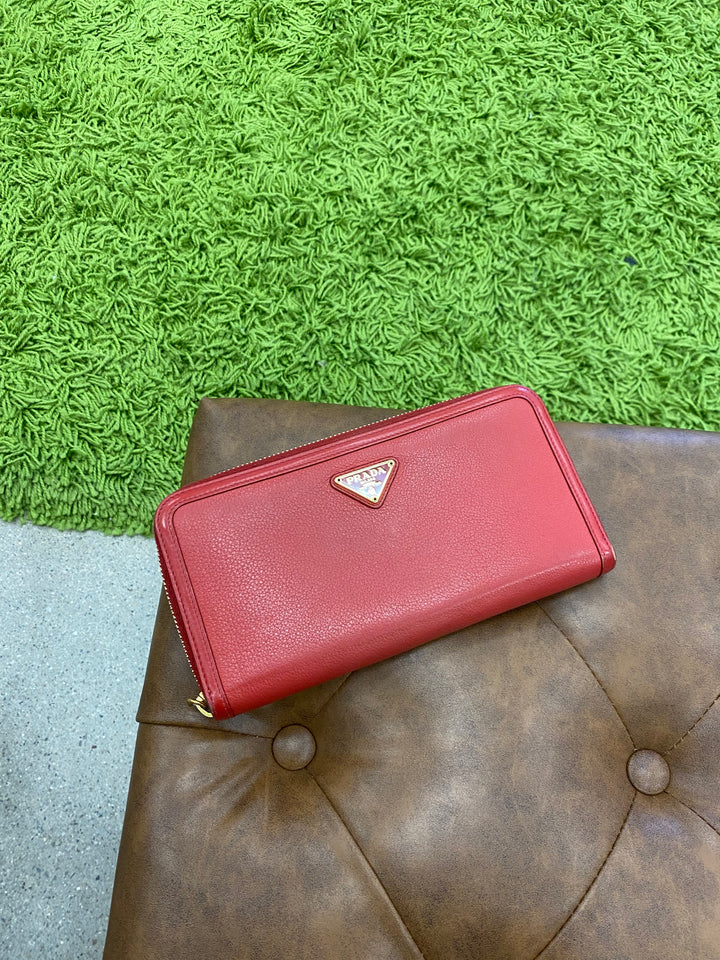 Prada Red Leather Zippy Wallet (2391)