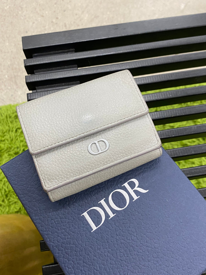 Christian Dior Grey Pebbled Leather Compact Wallet (8645)