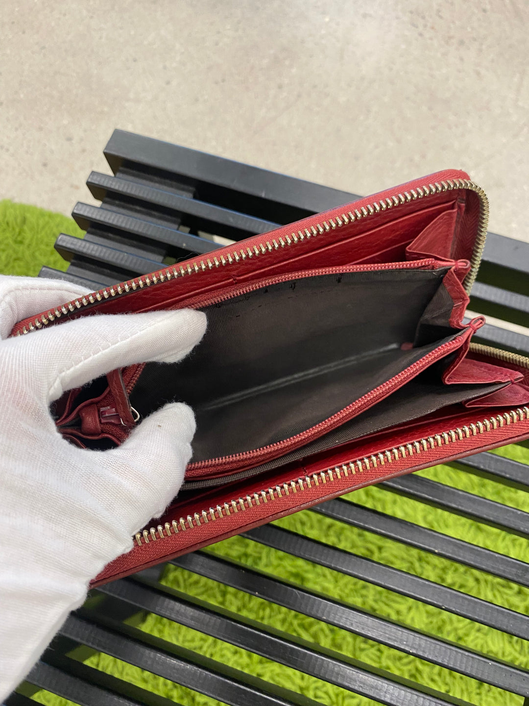 Gucci Burgundy Sukey Guccissima Zippy Wallet (3853)