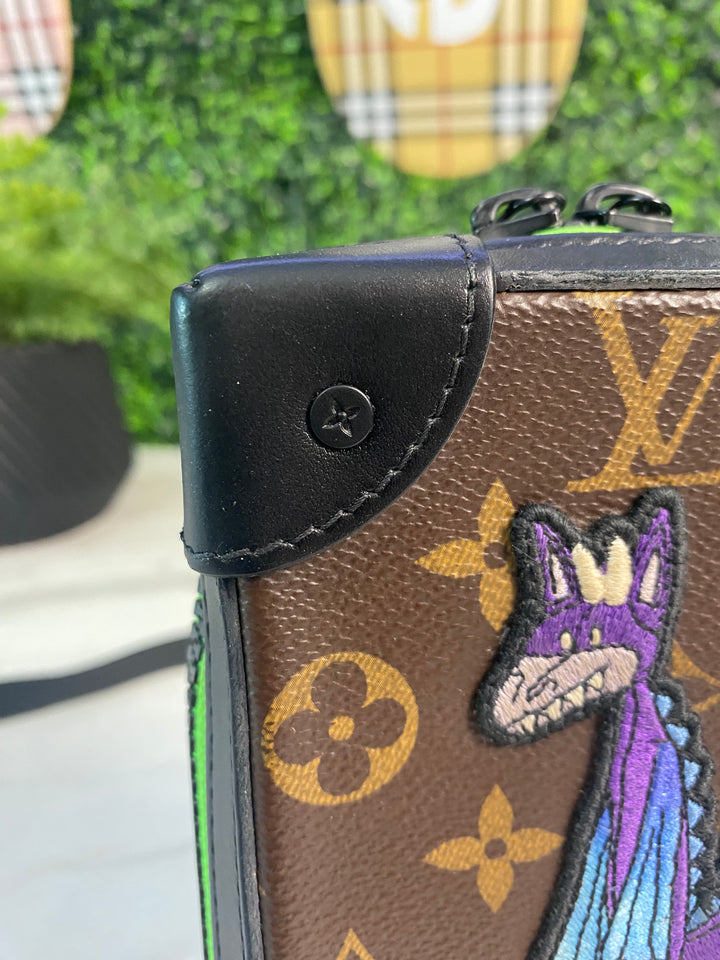Louis Vuitton Monogram LV Friends Soft Trunk Phone Box Bag (1091)