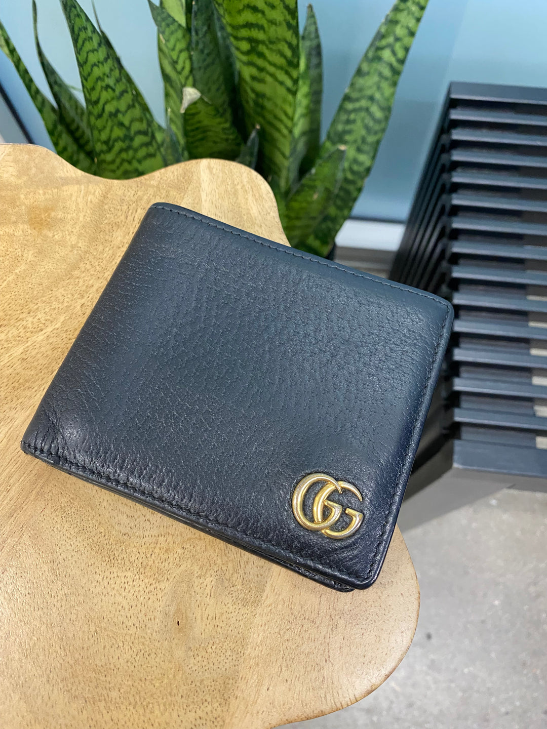 Gucci Black Leather Marmont Billfold Wallet (3803)