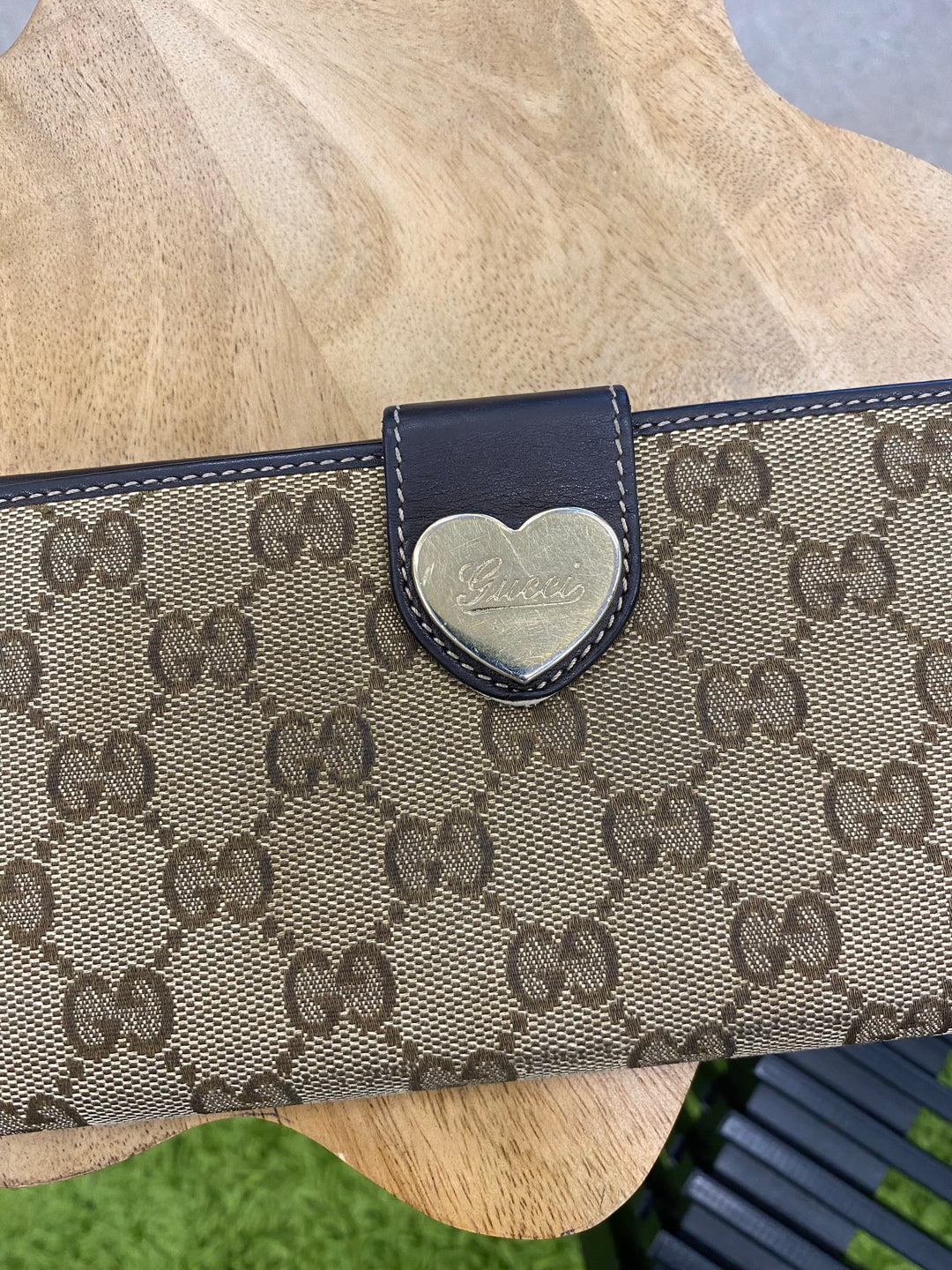 Gucci GG Canvas Heart Long Wallet (7608)