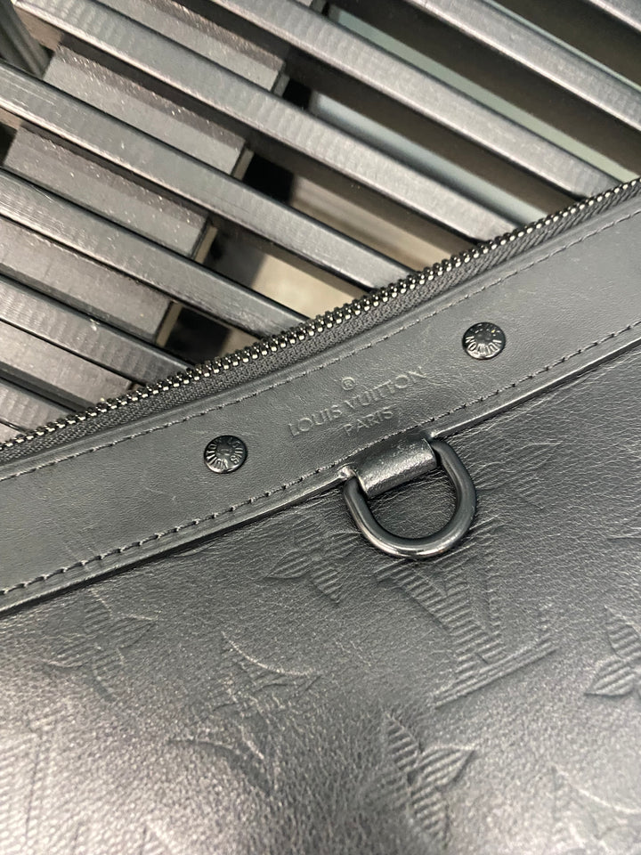 Louis Vuitton Shadow Monogram Discovery Pochette (8024)