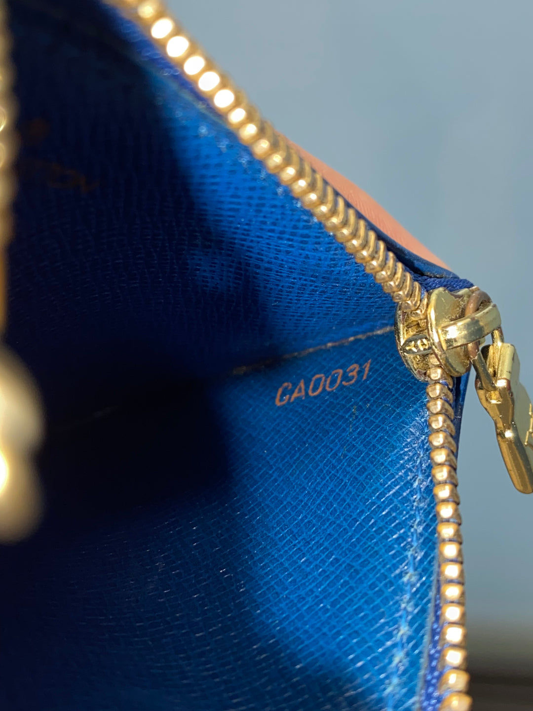 Louis Vuitton Blue Epi Key Cles (4960)