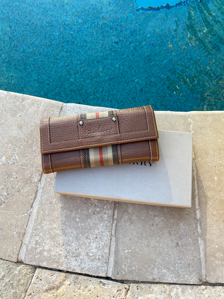 Burberry Vintage Leather Long Wallet (3325)