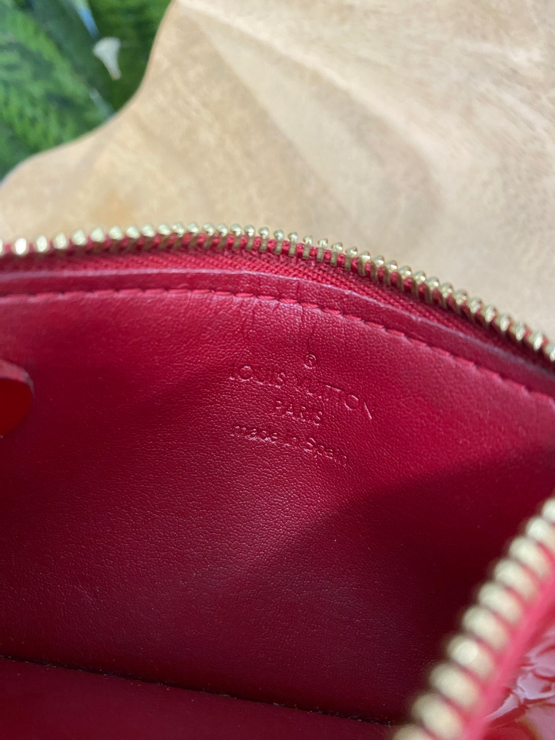 Louis Vuitton Red Vernis Key Cles (0075)
