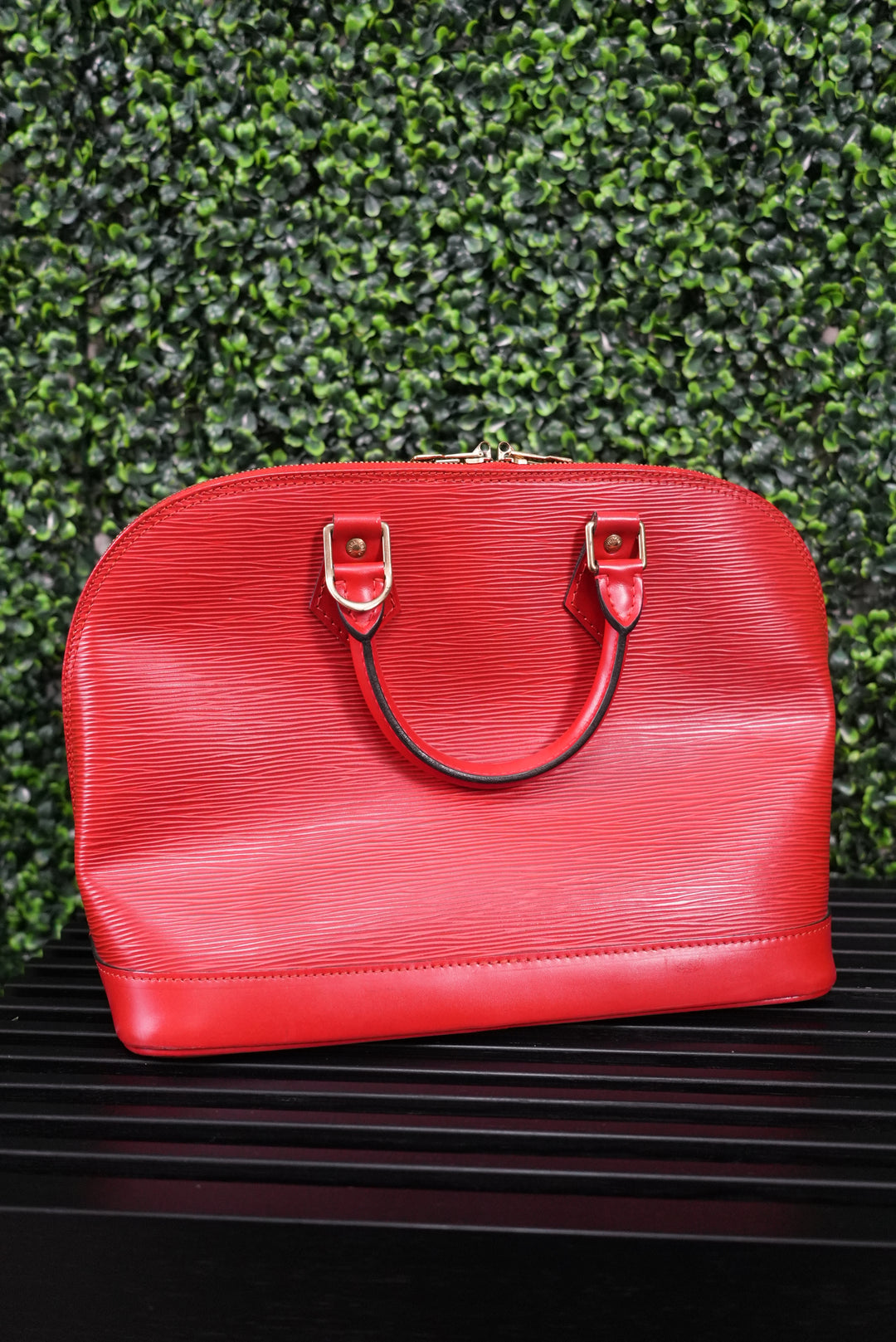 Louis Vuitton Red Epi Alma PM