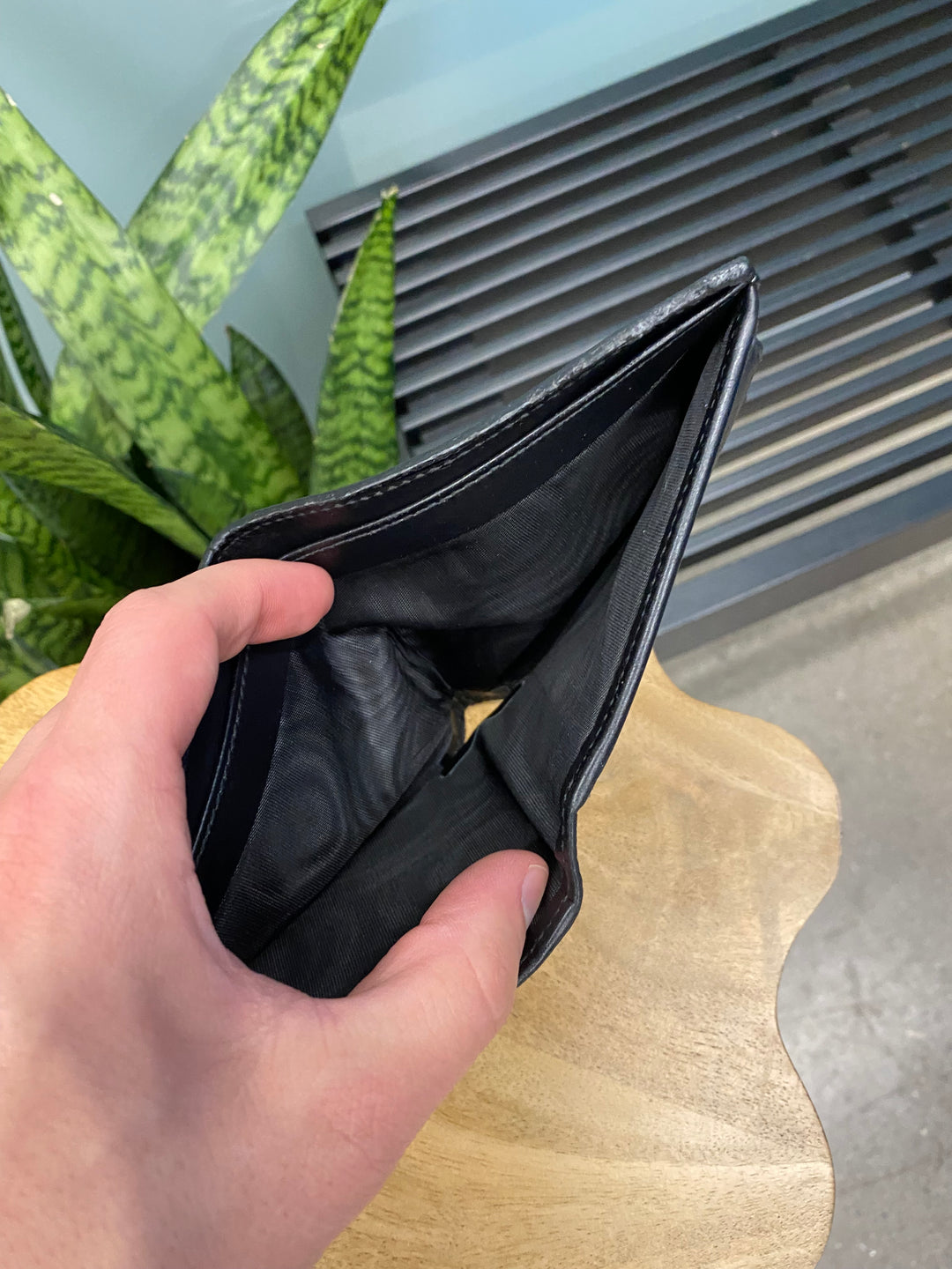 Gucci Black GG Supreme Kingsnake Billfold Wallet (3034)