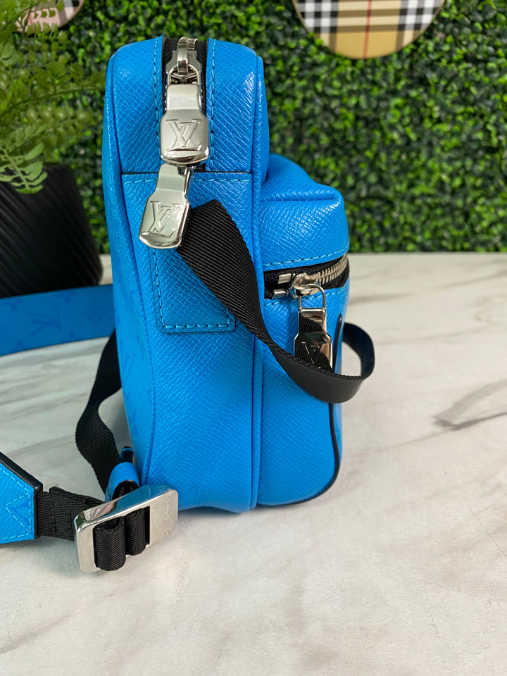 Louis Vuitton Blue Taigarama Outdoor Messenger Bag (2880)
