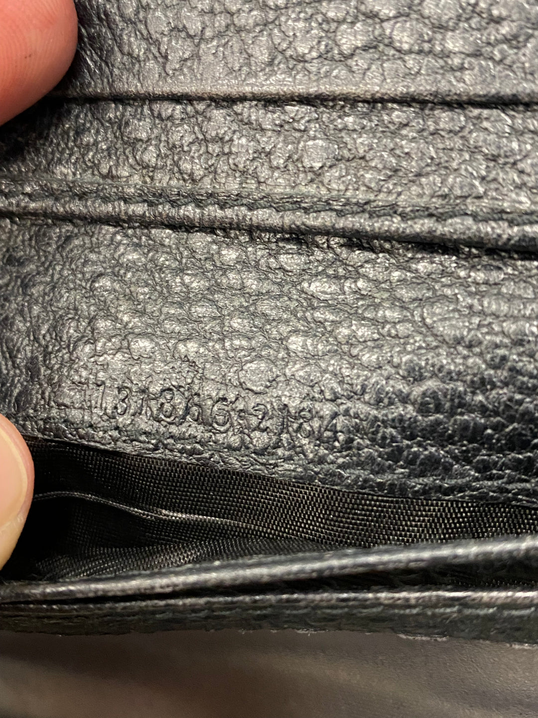 Gucci Black Leather Sherry Line Interlocking GG Compact Wallet (8380)