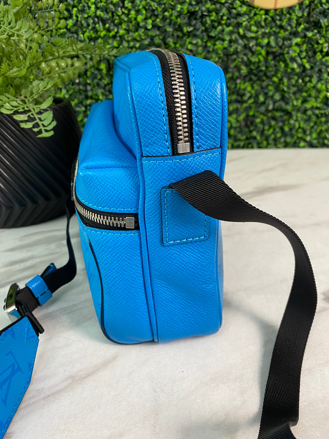 Louis Vuitton Blue Taigarama Outdoor Messenger Bag (2880)